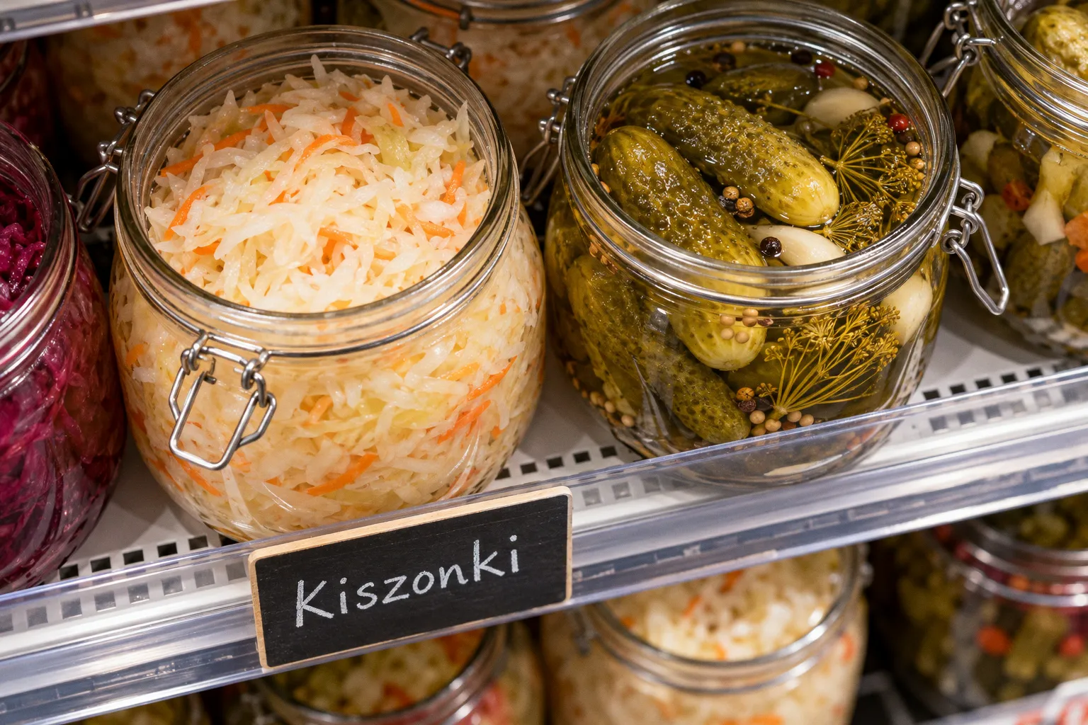 Kiszonki domowe czy sklepowe: co faktycznie wspiera jelita